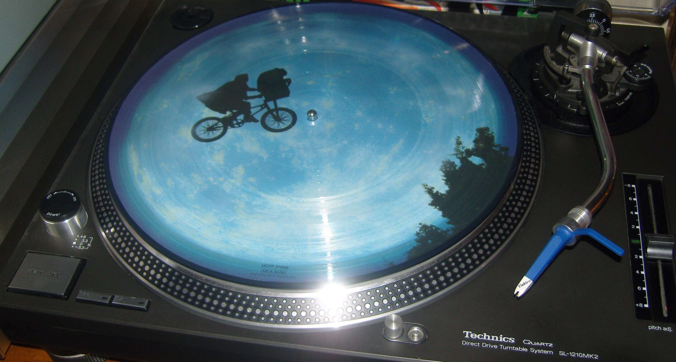 GOLDEN YEARS / Soul-Funk